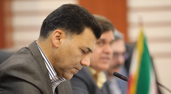 دکتر خنیفر در دوره آموزشی – تخصصی مسئولان مالی:

ضرورت تمرکز اعتبارات در بخش رفاهی، تغذیه و خوابگاهی دانشجو معلمان 6