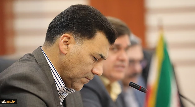 دکتر خنیفر در دوره آموزشی – تخصصی مسئولان مالی:

ضرورت تمرکز اعتبارات در بخش رفاهی، تغذیه و خوابگاهی دانشجو معلمان 6