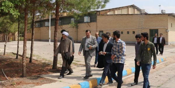 دکتر خاکی در جلسه شورای اداری دانشگاه فرهنگیان استان کرمان:

تربیت معلم عالم با انگیزه و متعهد رسالت اصلی دانشگاه فرهنگیان است 3