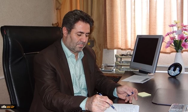 سرپرست مدیریت امور پردیس های استانی دانشگاه فرهنگیان آذربایجان غربی:

تقویت زیرساخت های علمی از اهداف دانشگاه فرهنگیان است
 2