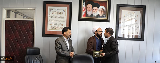 در جلسه طرح رتبه بندی سراهای دانشجویی:

از ناظران سازمان مرکزی تقدیر و تشکر شد 3