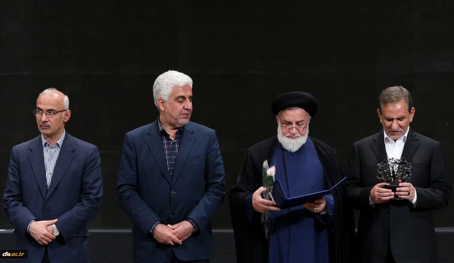 انتخاب دانشجوی دانشگاه فرهنگیان به عنوان برگزیده دومین جشنواره آموزشی و تحصیلی جایزه ملی ایثار 4