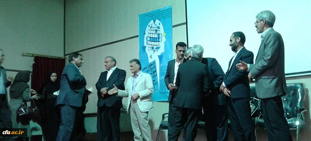 در دانشگاه فرهنگیان سیستان و بلوچستان برگزار شد:

جشنواره ی کشوری تجربیات برتر علوم اجتماعی
 5