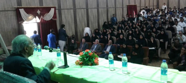 در دانشگاه فرهنگیان سیستان و بلوچستان برگزار شد:

جشنواره ی کشوری تجربیات برتر علوم اجتماعی
 7