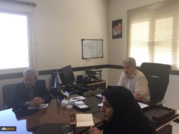 همزمان با هفته ی معلم:
جلسه هماهنگی کمیته ها برای دیدار با مقام معظم رهبری