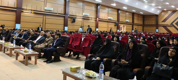 به میزبانی دانشگاه فرهنگیان استان کهگیلویه و بویر احمد برگزار گردید:

جشنواره تجربیات برتر معلمان کلاس های چند پایه فرصتی برای انتقال تجارب آموزشی 5