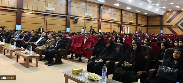 به میزبانی دانشگاه فرهنگیان استان کهگیلویه و بویر احمد برگزار گردید:

جشنواره تجربیات برتر معلمان کلاس های چند پایه فرصتی برای انتقال تجارب آموزشی 5