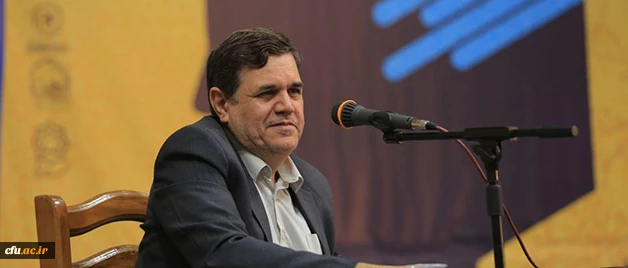 دکتر خنیفر در همایش کشوری دانش موضوعی-تربیتی آموزش دینی و قرآن:

عظمت ادبی قرآن تکرار ناپذیر است 2