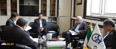 دیدار دکتر خنیفر با اساتید برجسته دانشگاه تهران