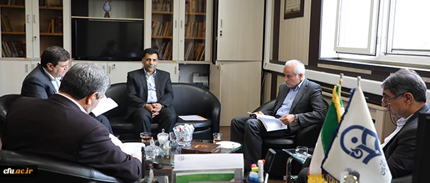 دیدار دکتر خنیفر با اساتید برجسته دانشگاه تهران 4