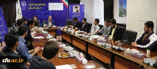 در پردیس آیت الله خامنه گرگان برگزار شد:

جلسه هم اندیشی دبیران کانون های فرهنگی، انجمن ها علمی، تشکل های سیاسی و بسیج دانشجویی