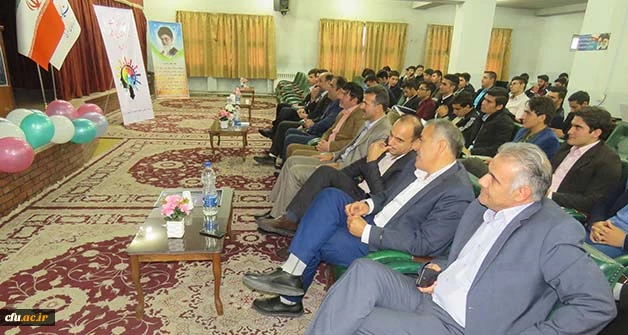 در دانشگاه فرهنگیان تبریز برگزار شد:

مراسم بزرگداشت روز جوان و روز روان شناس
 5