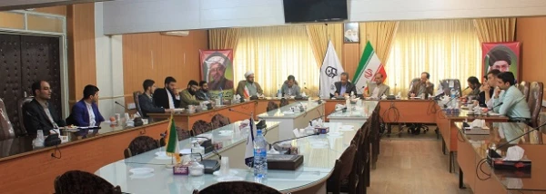 دکتر علیرضا علی صوفی سرپرست دانشگاه فرهنگیان همدان در جمع نمایندگان سراهای دانشجویی پردیس شهید مقصودی:

انتظار از معلم سیال است و شما باید از هر فرصتی برای کسب اطلاعات ارزشمند استفاده کنید
 3