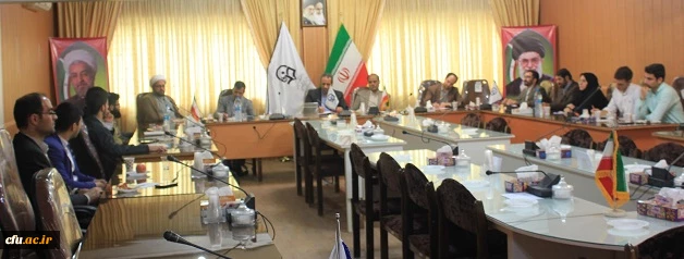 دکتر علیرضا علی صوفی سرپرست دانشگاه فرهنگیان همدان در جمع نمایندگان سراهای دانشجویی پردیس شهید مقصودی:

انتظار از معلم سیال است و شما باید از هر فرصتی برای کسب اطلاعات ارزشمند استفاده کنید
 4