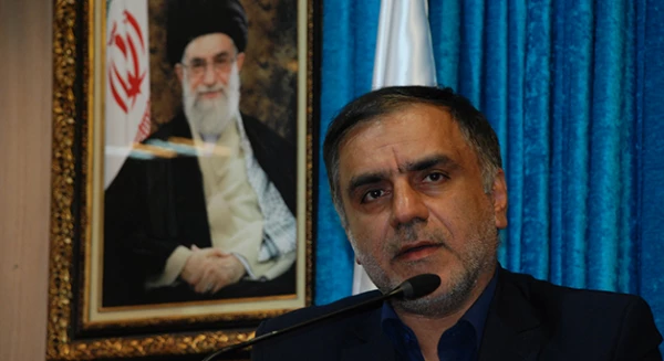 کارمند نمونه 4