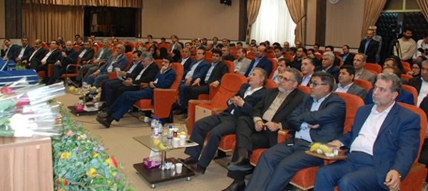 کارمند نمونه 7