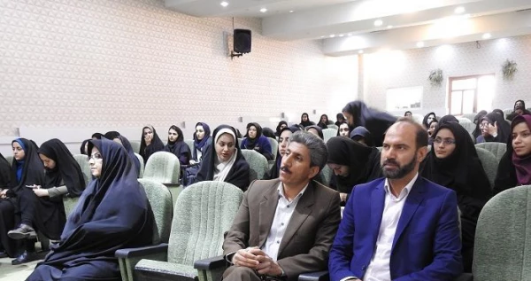 در پردیس آیت اله کمالوند لرستان برگزار شد:

مراسم روز ملی روان شناسی و مشاوره 
 3