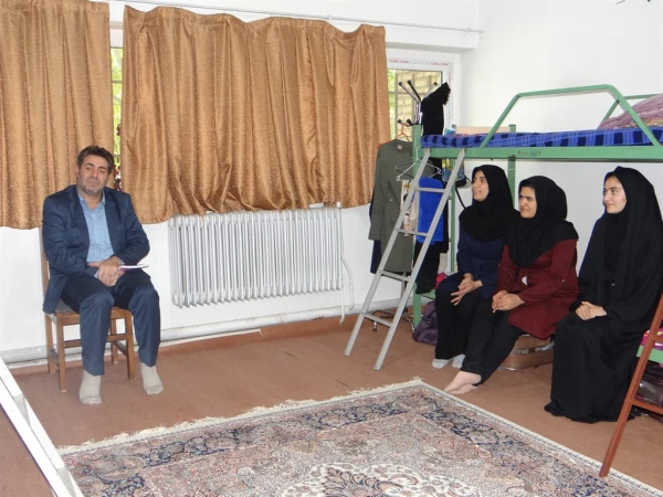 سرپرست مدیریت امور پردیس های استان آذربایجان غربی در بازدید از خوابگاه دانشجویی:

رسیدگی به مشکلات دانشجو معلمان از مهمترین دغدغه های مسئولان دانشگاه 3