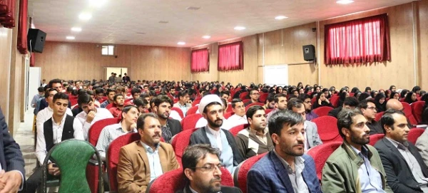 با حضور دکتر صفرزاده معاون فرهنگی واجتماعی دانشگاه فرهنگیان کشور برگزار شد:

مراسم گرامیداشت روز معلم و تجلیل از مقام استاد در دانشگاه فرهنگیان خراسان شمالی 
 2