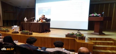 حضور صمیمی دکتر خنیفر سرپرست دانشگاه فرهنگیان در پردیس حکیم فردوسی البرز:

 با افتخار در راستای تحقق مطالبات این دانشگاه فعالیت خواهم کرد