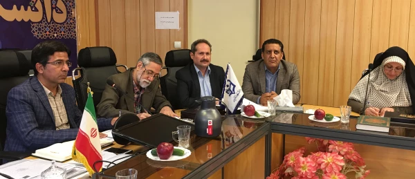 اولین نشست مجازی « ویدیو کنفرانس» دفتر مدیریت امور مدارس وابسته و کارورزی  با مدیران گروه