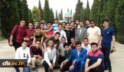برگزاری اردوی سیاحتی و زیارتی دانشجو معلمان پردیس شهیدرجایی قزوین در شیراز 2