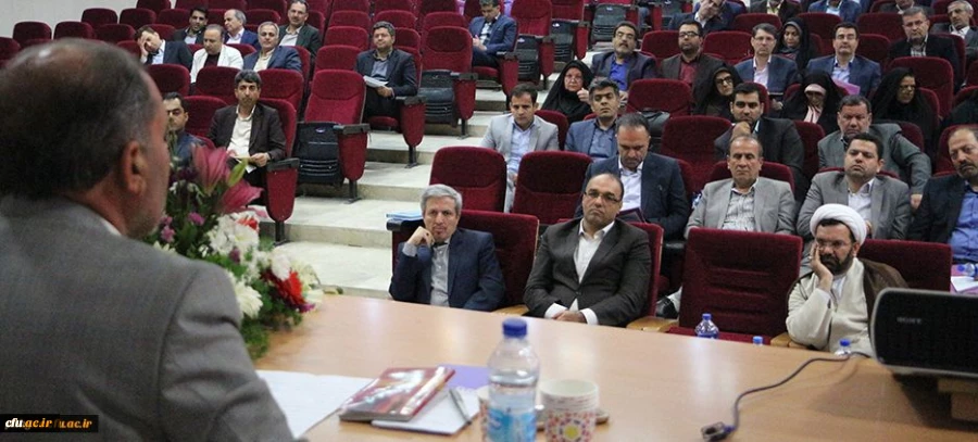 دکتر صفرزاده معاون فرهنگی و اجتماعی دانشگاه فرهنگیان:

شورای فرهنگی واجتماعی استان، بهترین مرجع فعالیت های فرهنگی دانشگاه است. 2