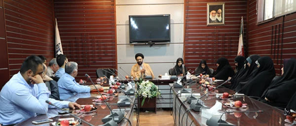 حجت الاسلام و المسلمین دادگر در پردیس نسیبه:

با تشریف فرمایی مقام معظم رهبری (مدظله العالی)  تکریم مضاعفی نسبت به مقام معلم صورت گرفت 2