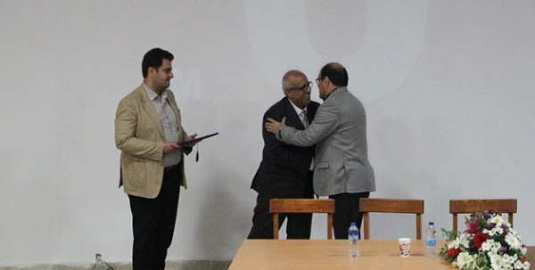 در دانشگاه فرهنگیان گلستان انجام شد:

تجلیل از اساتید نمونه و پیشکسوت در اولین روز از اجلاس سراسری معاونین
 3