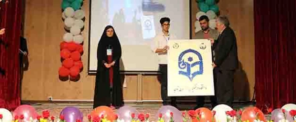 با حضور دانشجو معلمان انجام شد:

جشن کانون خیریه همای مهر پردیس های دانشگاه فرهنگیان خراسان شمالی  4