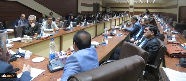 گروه تربیت حرفه ای پردیس علامه امینی برگزار کرد:
نشست علمی _ تخصصی "راه های ارتقای تربیت حرفه ای  دانشجومعلمان  در طول سال تحصیلی"    
 5