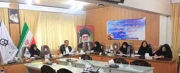 میزبانی دانشگاه فرهنگیان همدان از سرپرستان شبانه روزی منطقه 10 دانشگاه فرهنگیان:

برگزاری دوره توانمند سازی سرپرستان شبانه روزی منطقه 10 دانشگاه فرهنگیان کشور 2