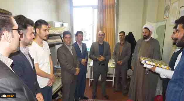 به مناسبت هفته سراهای دانشجویی صورت گرفت:

بازدید از سراهای دانشجویی پردیس علامه طباطبایی اردبیل
 4