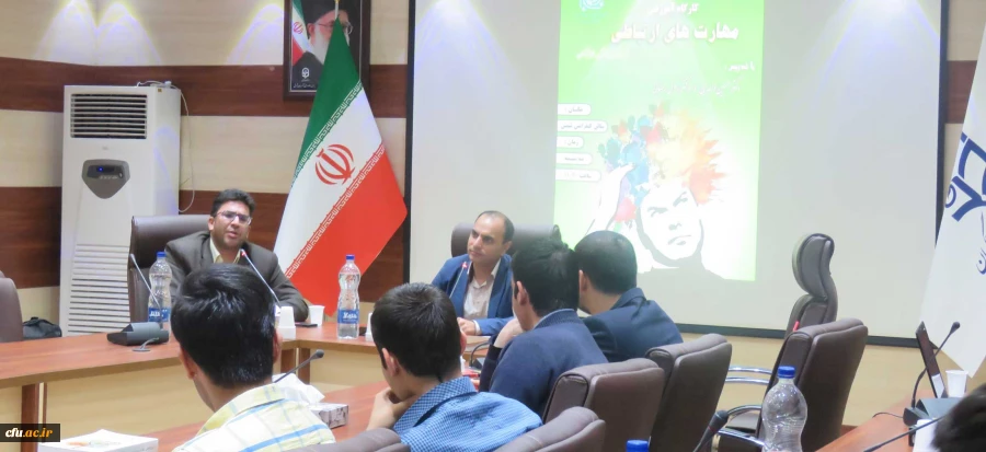 به مناسبت هفته سراهای دانشجویی برگزار شد:

کارگاه مهارت های ارتباطی با رویکرد زندگی خوابگاهی 2