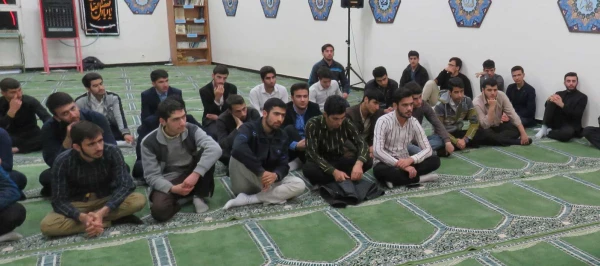 به مناسبت هفته سرای دانشجوئی برگزار شد:

جلسه سخنرانی درمورد اقوام با موضوع ایلات و عشایر استان 3