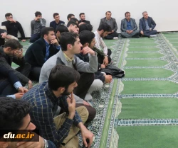 به مناسبت هفته سرای دانشجوئی برگزار شد:

جلسه سخنرانی درمورد اقوام با موضوع ایلات و عشایر استان 4