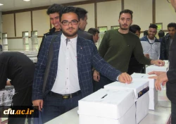 انتخابات کانون های فرهنگی و اجتماعی برگزار شد:

آغاز رقابت بین 50 نفر از کاندیداهای کانون های 13 گا 5