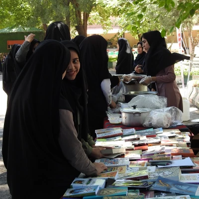 برپایی نمایشگاه و بازارچه آثار فرهنگی هنری سراهای دانشجویی 4