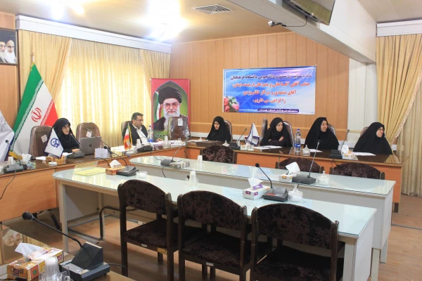 آقاخانی  در دوره آموزشی سرپرستان شبانه روزی منطقه 10 دانشگاه فرهنگیان تاکید کرد: