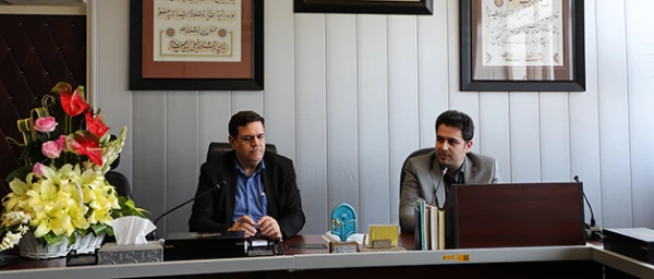 دکتر خنیفر در نشست با معاون و کارکنان معاونت آموزشی و تحصیلات تکمیلی عنوان کرد:

آموزش اکنون خط مقدم دانشگاه است 2