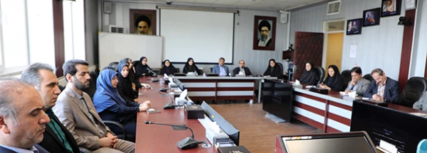 دکتر خنیفر در نشست با معاون و کارکنان معاونت آموزشی و تحصیلات تکمیلی عنوان کرد:

آموزش اکنون خط مقدم دانشگاه است 2