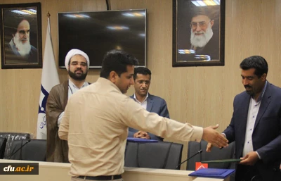 به مناسبت گرامیداشت روز روابط عمومی و ارتباطات انجام شد:

تجلیل از فعالان حوزه روابط عمومی دانشگاه فرهنگیان هرمزگان