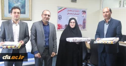 مدیر امور پردیس های دانشگاه فرهنگیان اردبیل به مناسبت روز روابط عمومی و ارتباطات عنوان کرد: 

روابط عمومی ویترین هر نهاد و قلب تپندۀ هر سازمان است
 2