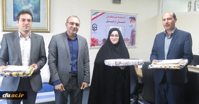 مدیر امور پردیس های دانشگاه فرهنگیان اردبیل به مناسبت روز روابط عمومی و ارتباطات عنوان کرد: 

روابط عمومی ویترین هر نهاد و قلب تپندۀ هر سازمان است