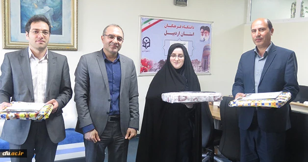 مدیر امور پردیس های دانشگاه فرهنگیان اردبیل به مناسبت روز روابط عمومی و ارتباطات عنوان کرد: 

روابط عمومی ویترین هر نهاد و قلب تپندۀ هر سازمان است
 2