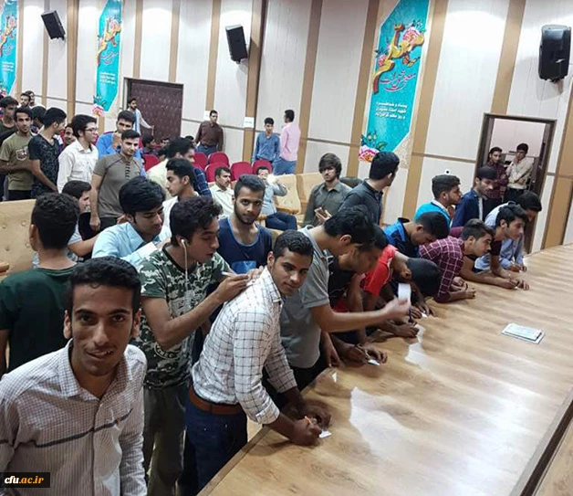 با حضور پرشور دانشجومعلمان پردیس شهید بهشتی هرمزگان برگزار گردید:

انتخابات دوره ی چهارم انجمن اسلامی دانشجومعلمان
 3