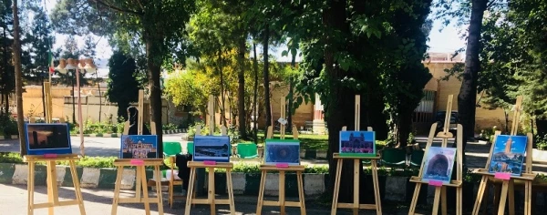 با همکاری امور فرهنگی و انجمن تاریخ پردیس آیت اله کمالوند لرستان  برگزار شد:

نمایشگاه با موضوع آثار و محصولات فرهنگی قومیت های ایرانی
 3