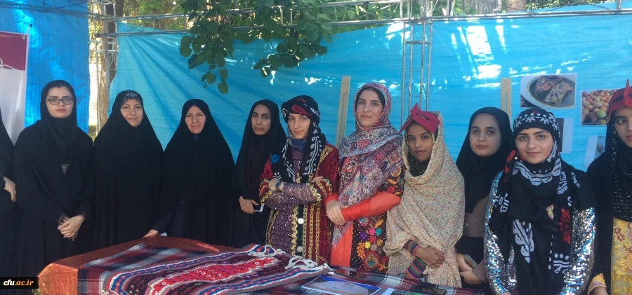 با همکاری امور فرهنگی و انجمن تاریخ پردیس آیت اله کمالوند لرستان  برگزار شد:

نمایشگاه با موضوع آثار و محصولات فرهنگی قومیت های ایرانی
 5