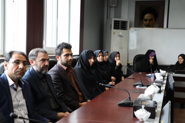 با حکمی از سوی دکتر خنیفر مدیر کل فرهنگی دانشگاه منصوب شد 3