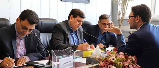 نخستین دیدار و ملاقات عمومی مراجعین  با رئیس دانشگاه 3